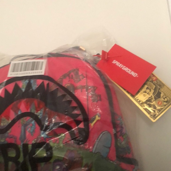 Limited addition Sprayground book bag - Picture 4 of 4